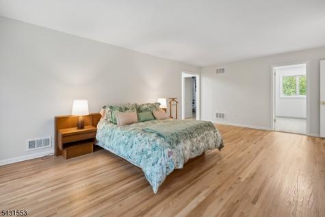 15 Manchester Court Morris NJ 07960