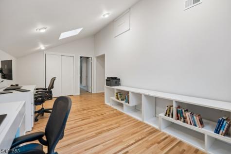 15 Manchester Court Morris NJ 07960