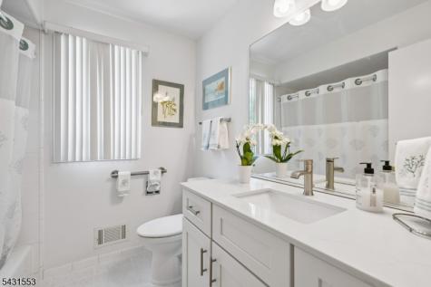 15 Manchester Court Morris NJ 07960