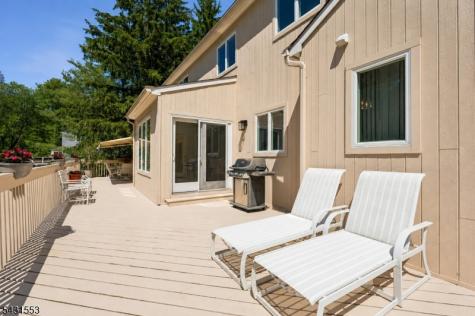 15 Manchester Court Morris NJ 07960