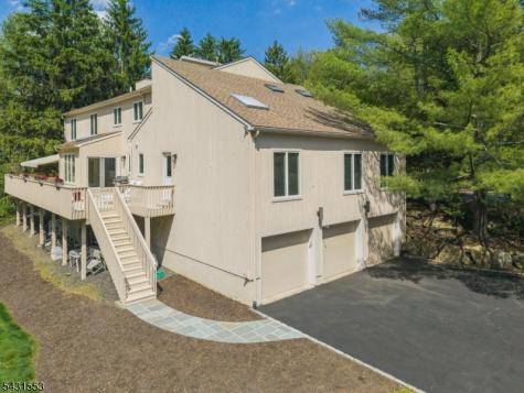 15 Manchester Court Morris NJ 07960