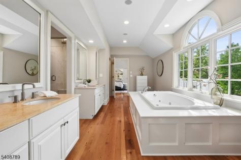 98 Spring Hollow Road Far Hills NJ 07931