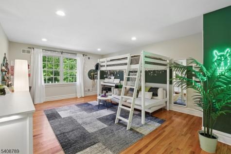 98 Spring Hollow Road Far Hills NJ 07931