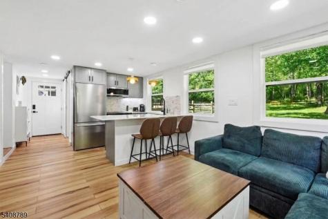 98 Spring Hollow Road Far Hills NJ 07931