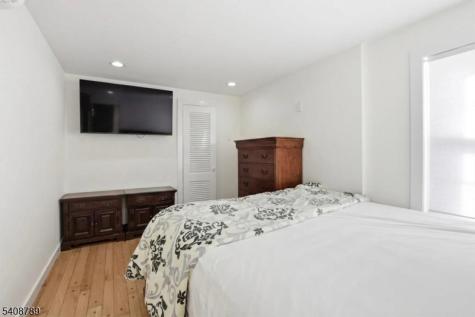98 Spring Hollow Road Far Hills NJ 07931