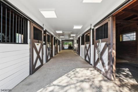 98 Spring Hollow Road Far Hills NJ 07931