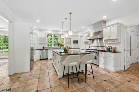 98 Spring Hollow Road Far Hills NJ 07931