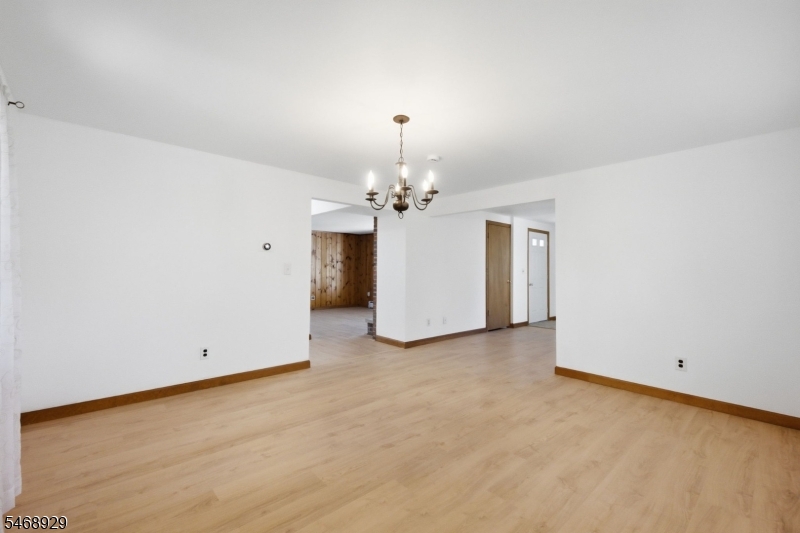 53 Lake Shore Road E Hardyston NJ 07460