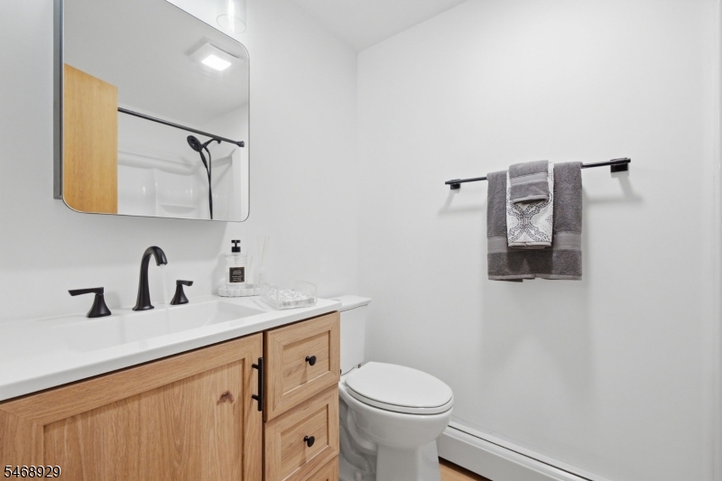 53 Lake Shore Road E Hardyston NJ 07460