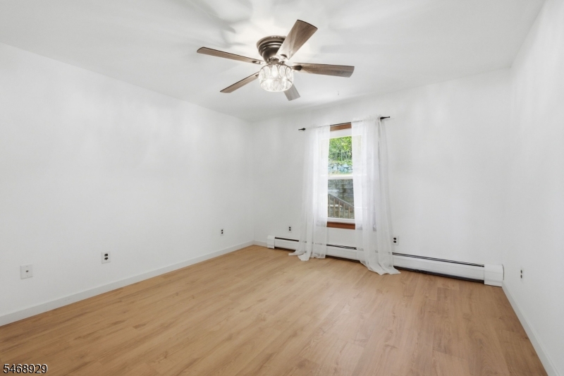 53 Lake Shore Road E Hardyston NJ 07460