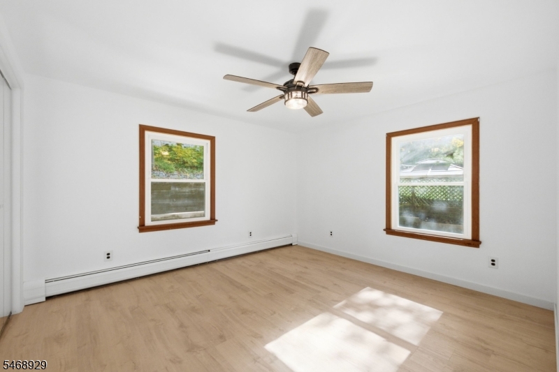 53 Lake Shore Road E Hardyston NJ 07460