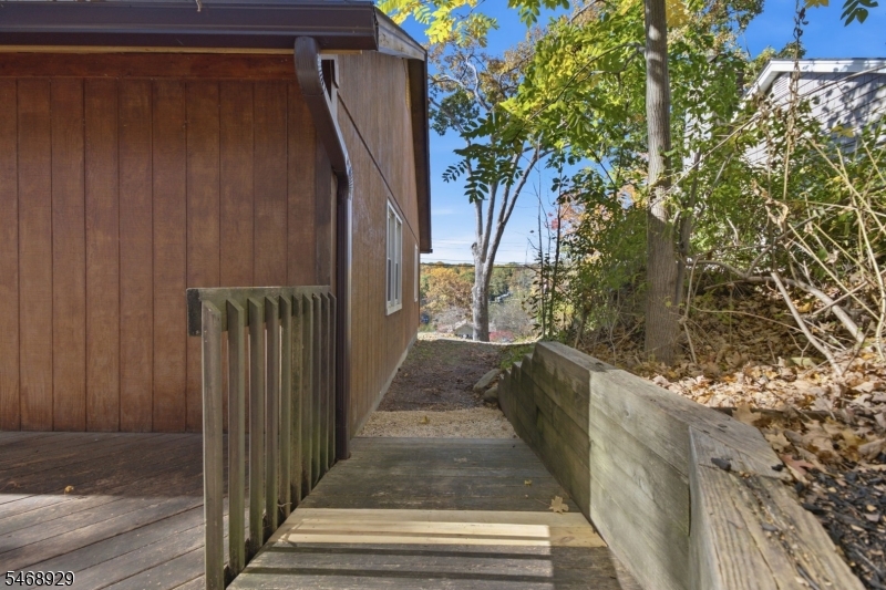 53 Lake Shore Road E Hardyston NJ 07460