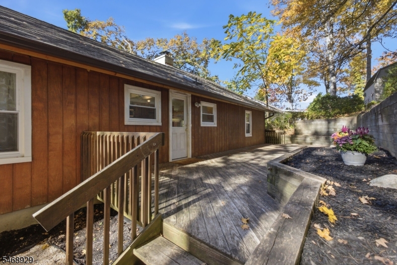53 Lake Shore Road E Hardyston NJ 07460
