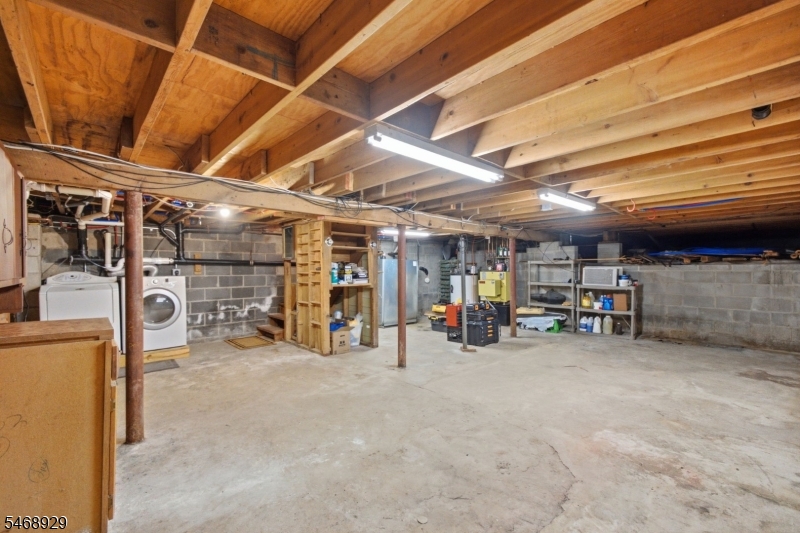 53 Lake Shore Road E Hardyston NJ 07460