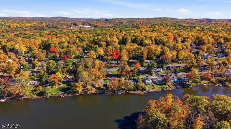 53 Lake Shore Road E Hardyston NJ 07460