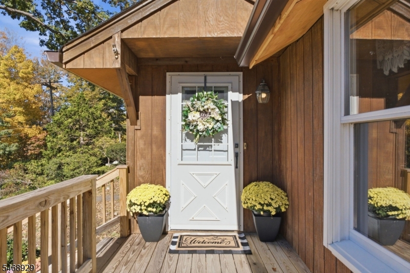 53 Lake Shore Road E Hardyston NJ 07460