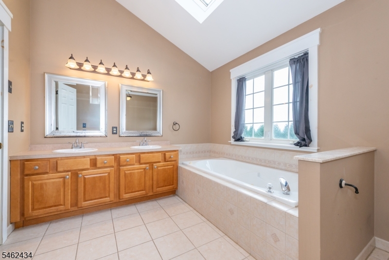 20 Carly Drive Wantage NJ 07461