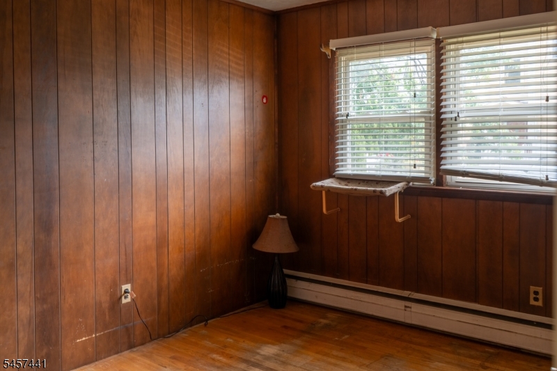 10 Moore Place Nutley NJ 07110
