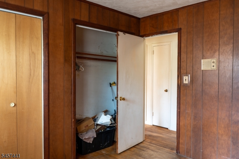 10 Moore Place Nutley NJ 07110