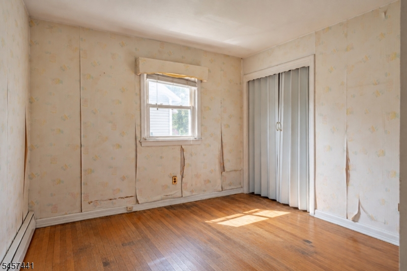 10 Moore Place Nutley NJ 07110