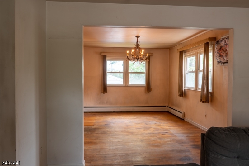 10 Moore Place Nutley NJ 07110