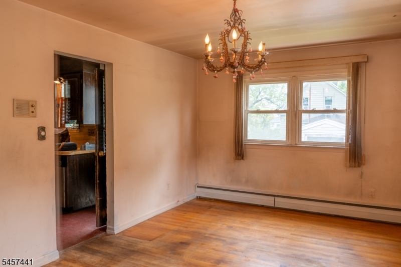 10 Moore Place Nutley NJ 07110