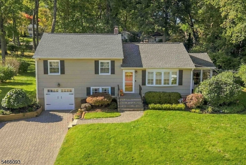 27 Salem Drive Hanover NJ 07981