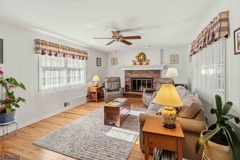 27 Salem Drive Hanover NJ 07981