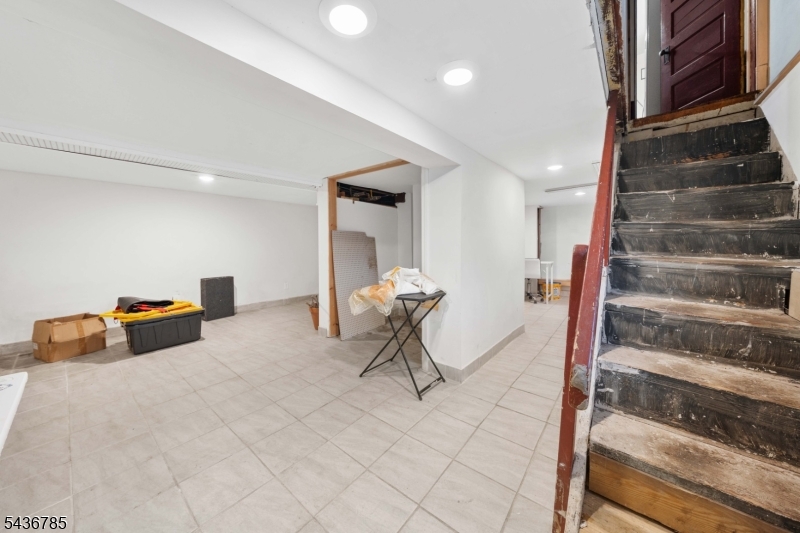 88 Woodbridge Avenue Woodbridge NJ 07077