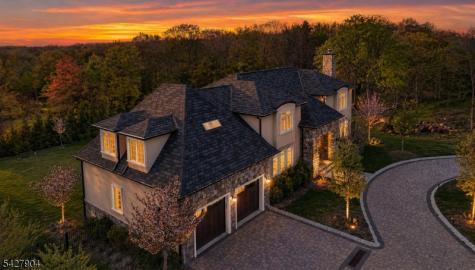 281 Beaufort Avenue Livingston NJ 07039