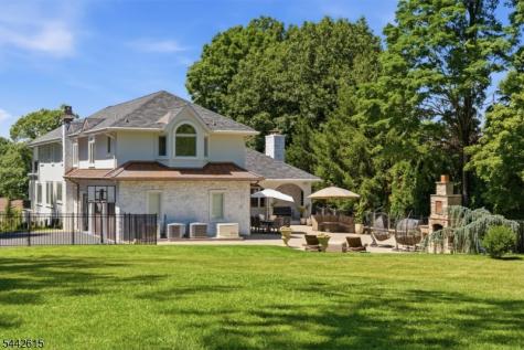244 Park Avenue North Caldwell NJ 07006