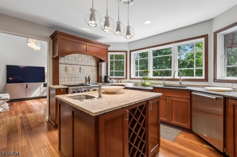 510 Openaki Road Denville NJ 07834