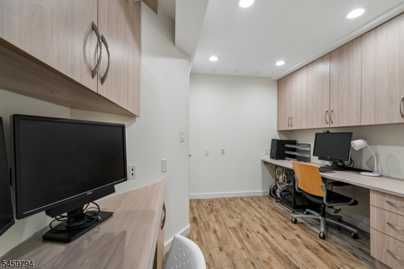 510 Openaki Road Denville NJ 07834