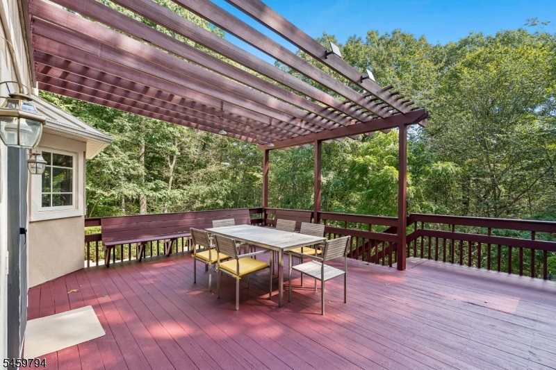 510 Openaki Road Denville NJ 07834