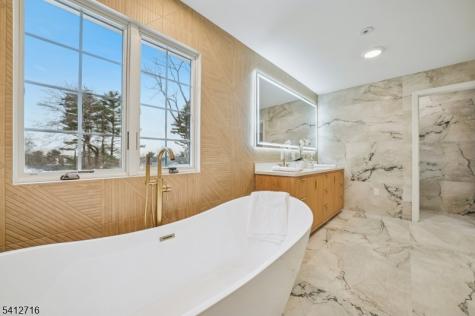 6 Colony Drive North Caldwell NJ 07006
