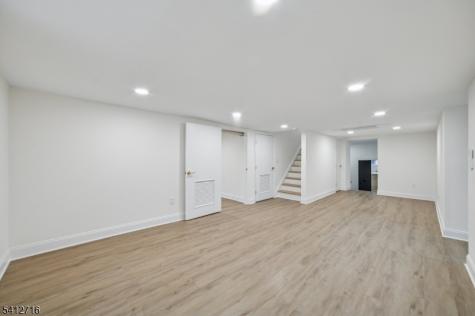6 Colony Drive North Caldwell NJ 07006