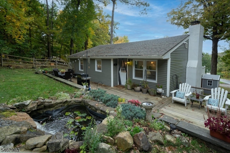 8 Lake View Drive S. Vernon NJ 07419