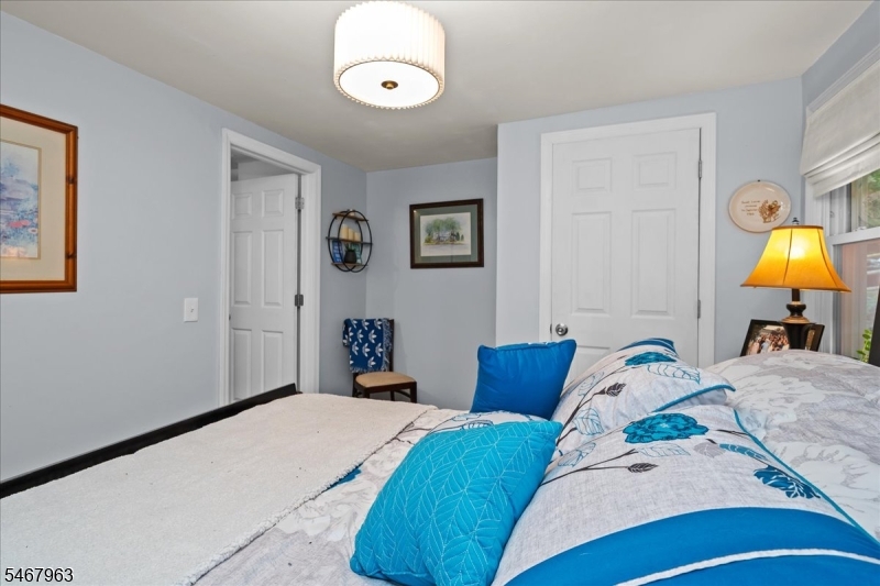 8 Lake View Drive S. Vernon NJ 07419