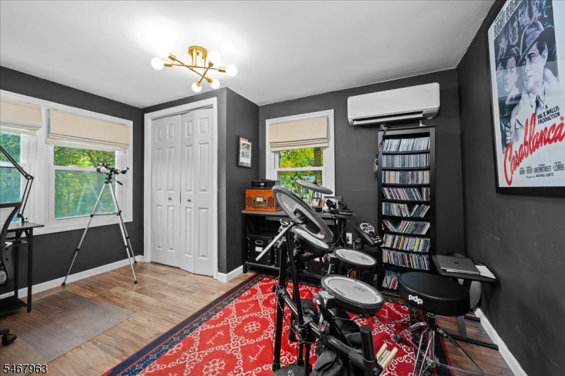 8 Lake View Drive S. Vernon NJ 07419