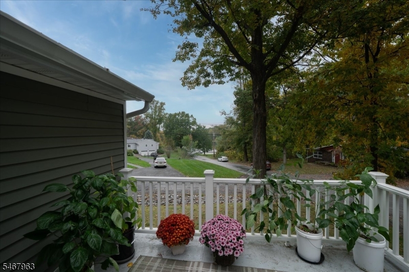 8 Lake View Drive S. Vernon NJ 07419