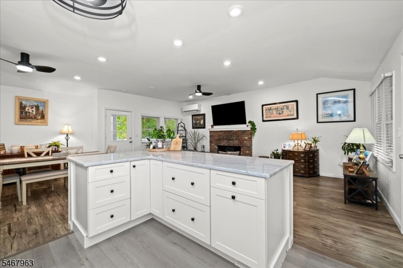 8 Lake View Drive S. Vernon NJ 07419