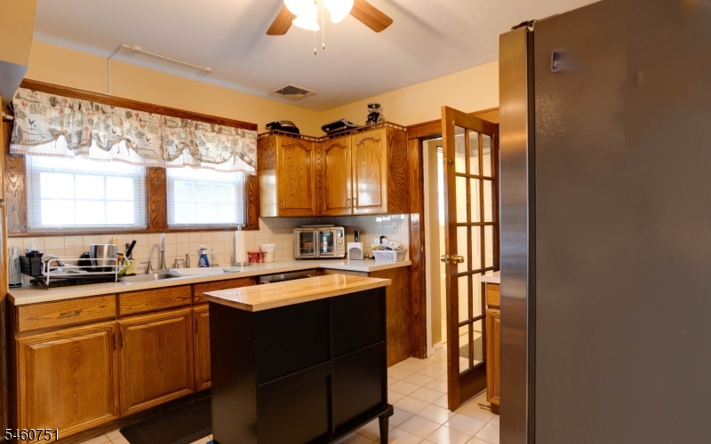 1857 Myrtle Avenue Plainfield NJ 07063