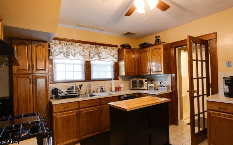 1857 Myrtle Avenue Plainfield NJ 07063