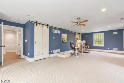 33 Still Hollow Road Tewksbury NJ 08833