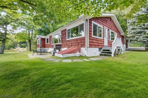 517 Pocasset Road Vernon NJ 07422