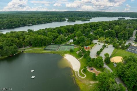 517 Pocasset Road Vernon NJ 07422