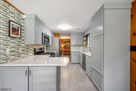 517 Pocasset Road Vernon NJ 07422