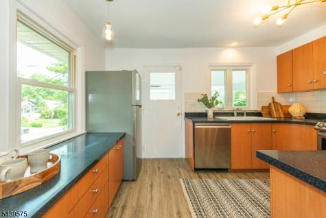 132 Haddon Place Montclair NJ 07043