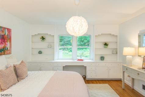 132 Haddon Place Montclair NJ 07043