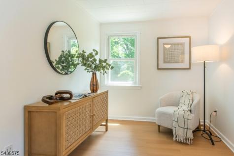132 Haddon Place Montclair NJ 07043